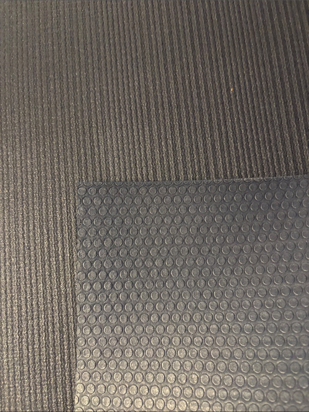 Premium Black Yoga Mat with Non-Slip Texture - Brand Unknown - Picture 3 of 3